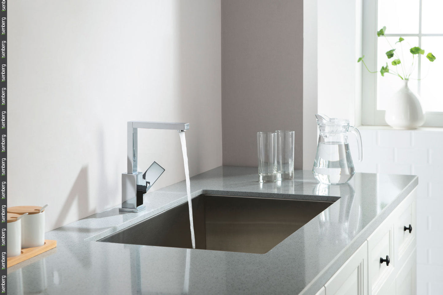 Bari Bathroom | Single Hole Bathroom / Bar Faucet – With Swivel Spout | Isenberg - 160.1500CP