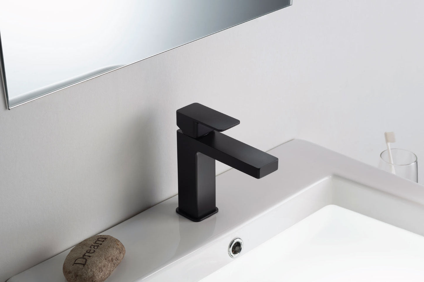 Bari Bathroom | Single Hole Bathroom Faucet | Isenberg - 196.1000SB